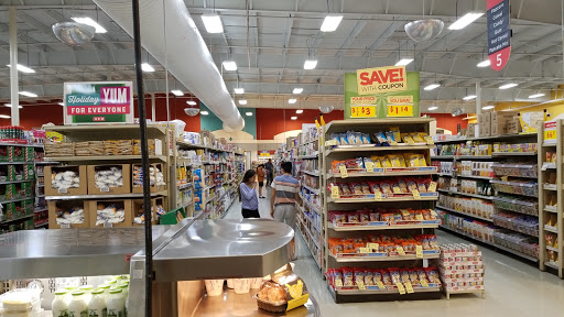 Grocery Store «H-E-B Grocery», reviews and photos, 209 N Texas Ave, Mercedes, TX 78570, USA