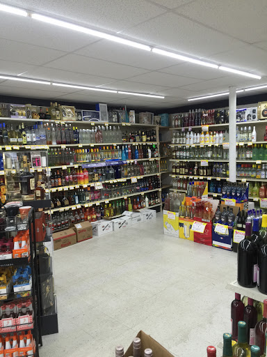 Wine Store «G & G Package Store», reviews and photos, 144 Lewis Ave, Meriden, CT 06451, USA