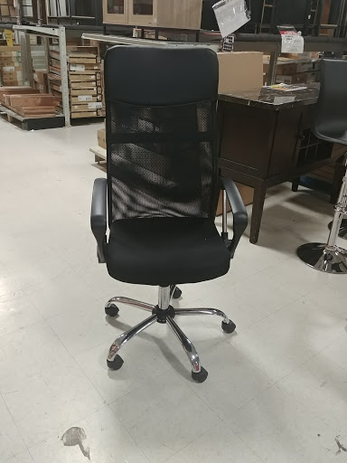 Discount Store «National Wholesale Liquidators», reviews and photos, 725 William T Morrissey Blvd, Dorchester, MA 02122, USA