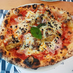 Photo n°2 de l'avis de Giovanni.o fait le 26/05/2023 à 20:20 sur le  Fofò à Caserta