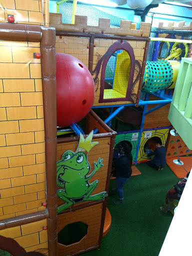 Shopping Mall «DC USA», reviews and photos, 3100 14th St NW, Washington, DC 20010, USA