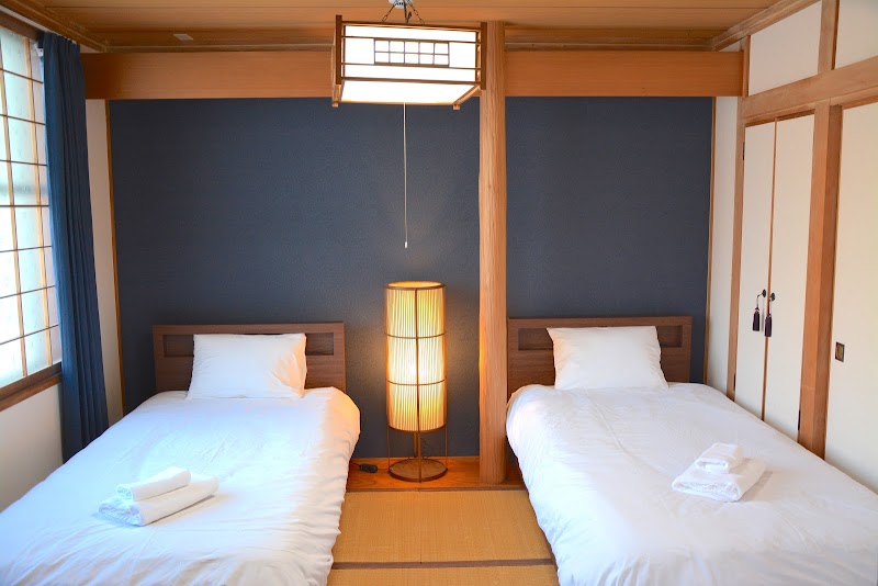 Economy Hotel Upashi