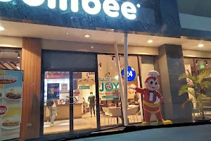 Jollibee Sindalan image