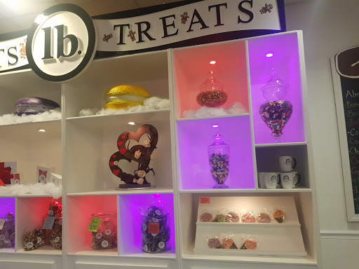 Pastry Shop «Luckhaus & Brubaker Sweets & Treats», reviews and photos, 1939 Maybank Hwy, Charleston, SC 29412, USA