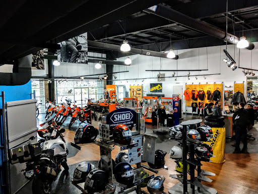 Motorcycle Dealer «CalMoto Livermore», reviews and photos, 952 N Canyons Pkwy, Livermore, CA 94551, USA