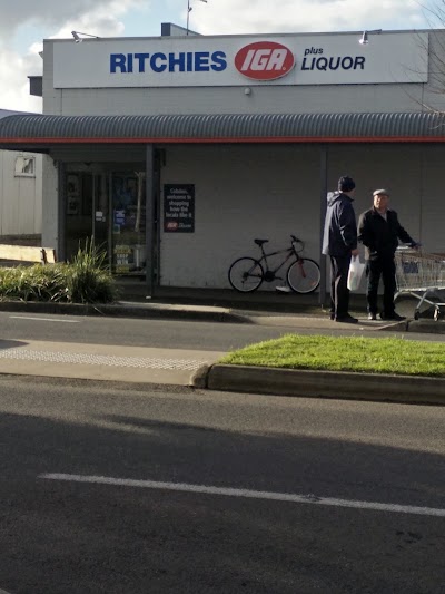 Photos of Ritchies IGA Cobden