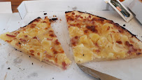 Plats et boissons du Pizzeria PIZZÉRIA LA QUATRE SAISON à Port-des-Barques - n°3