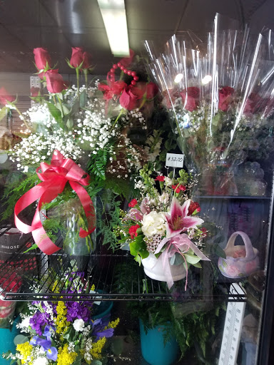 Florist «Arrow Florist / Park Ave Greenhouses», reviews and photos, 757 Park Ave, Cranston, RI 02910, USA