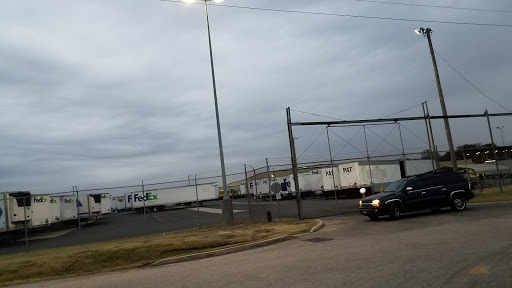 Mailing Service «FedEx Ground», reviews and photos, 555 Compress Dr, Memphis, TN 38106, USA