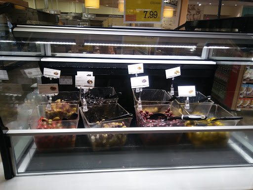 Supermarket «Price Chopper», reviews and photos, 2 Worcester Rd, Webster, MA 01570, USA