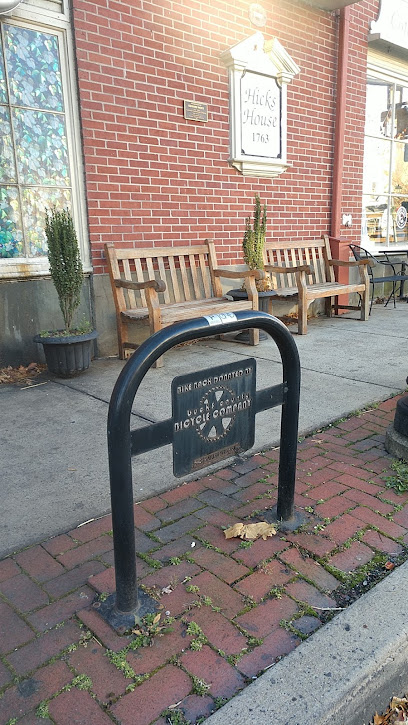 Hicks House Maple Ave Bicycle rack