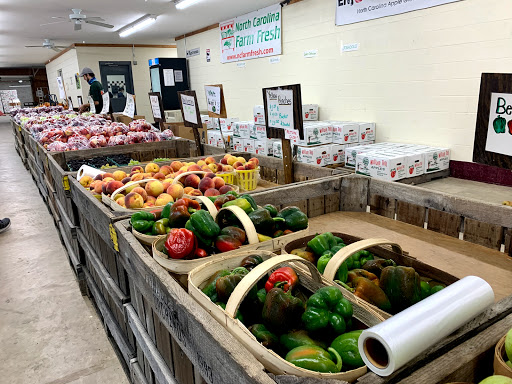 Produce Market «Barber Orchard Fruitstands Inc», reviews and photos, 2855 Old Balsam Rd, Waynesville, NC 28786, USA