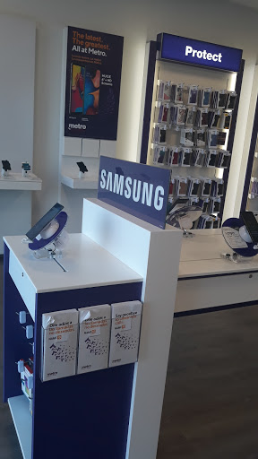 Cell Phone Store «MetroPCS Corporate Store», reviews and photos, 68 Rio Rancho Rd, Pomona, CA 91766, USA