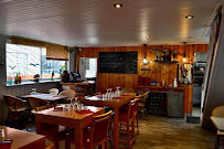 Atmosphère du Restaurant L'Esquirey à Andernos-les-Bains - n°4