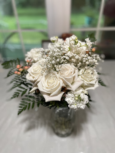 Florist «Mums the Word Floral Shoppe», reviews and photos, 129 Merchants Way, Marlton, NJ 08053, USA