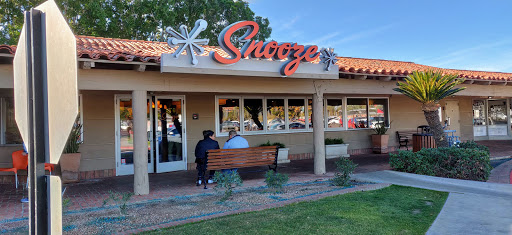 Shopping Mall «Town and Country Shopping Center», reviews and photos, 2021 E Camelback Rd, Phoenix, AZ 85016, USA