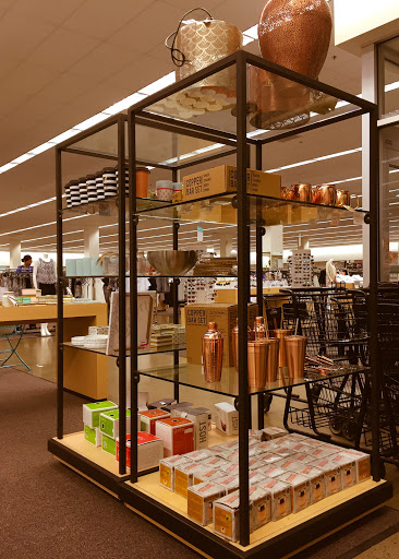 Department Store «Nordstrom Rack Tanasbourne Town Center», reviews and photos, 18100 NW Evergreen Pkwy, Beaverton, OR 97006, USA