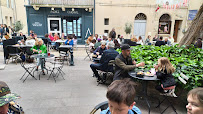 Atmosphère du Restaurant Le Barrel à Villeneuve-lès-Avignon - n°2