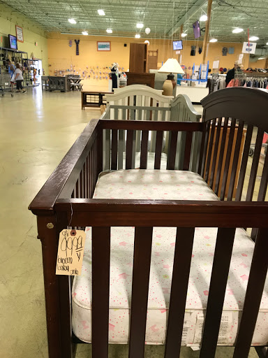 Thrift Store «Community Thrift Stores», reviews and photos, 1047 SE Military Dr, San Antonio, TX 78214, USA