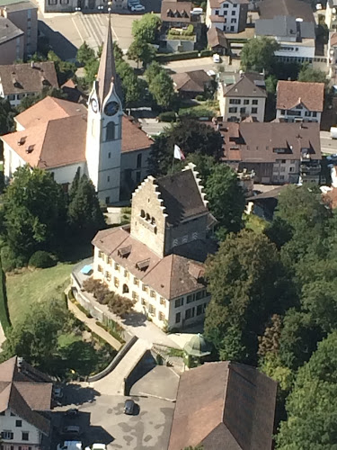 Rezensionen über Schloss Schule Uster in Uster - Schule