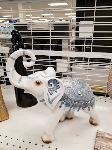 Shopping Mall «Southroads Shopping Center», reviews and photos, 5211 E 41st St, Tulsa, OK 74135, USA