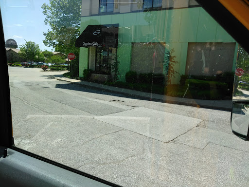 Book Store «Full Circle Bookstore», reviews and photos, 1900 Northwest Expy, Oklahoma City, OK 73118, USA