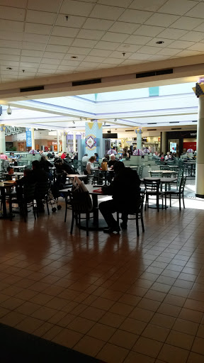 Shopping Mall «York Galleria Mall», reviews and photos, 2899 Whiteford Rd, York, PA 17402, USA