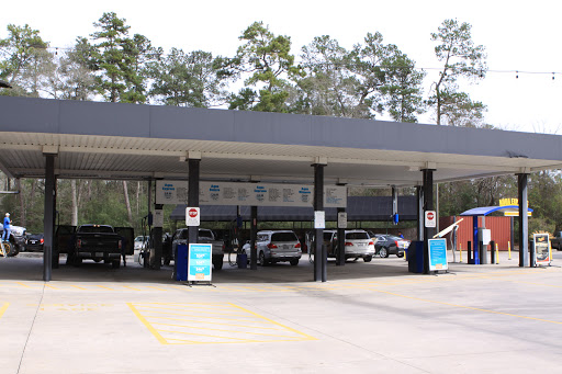 Car Wash «Aqua Auto Wash Detail & Lube Center», reviews and photos, 4102 College Park Dr, The Woodlands, TX 77384, USA