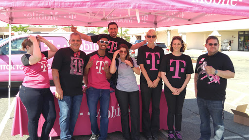 Cell Phone Store «T-Mobile», reviews and photos, 533 S Broad St, Meriden, CT 06450, USA