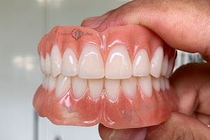 Dental Erbay - Herstelling Kunstgebitten - Tandtechnisch Laboratorium image