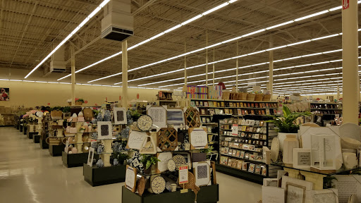 Craft Store «Hobby Lobby», reviews and photos, 8210 Macedonia Commons Blvd Suite 42, Macedonia, OH 44056, USA