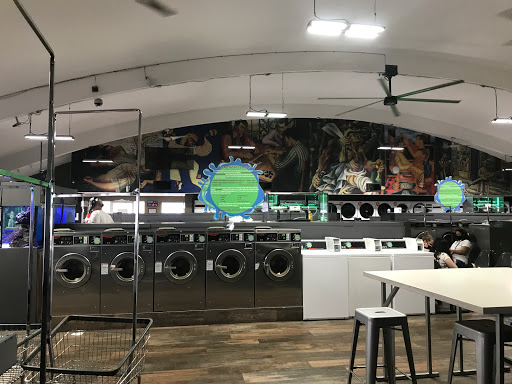 Laundromat «Laundry World», reviews and photos, 500 W 29th St, Hialeah, FL 33012, USA
