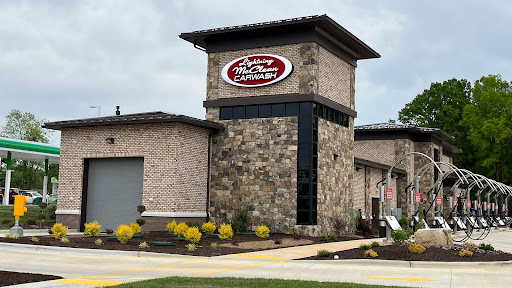 Lightning McClean Carwash en Kernersville