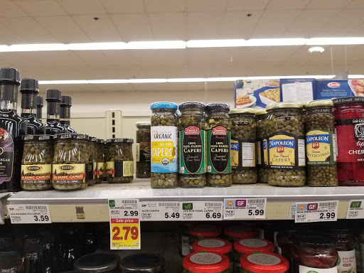 Grocery Store «Quality Food Center», reviews and photos, 6940 Coal Creek Pkwy SE, Newcastle, WA 98059, USA