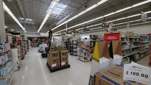 Hardware Store «Fairwood Ace Hardware», reviews and photos, 14100 SE Petrovitsky Rd, Renton, WA 98058, USA