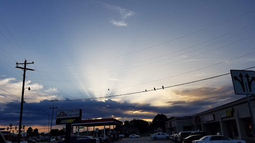 Shopping Mall «Robinson Crossing Shopping Center», reviews and photos, 1236 N Interstate Dr, Norman, OK 73072, USA