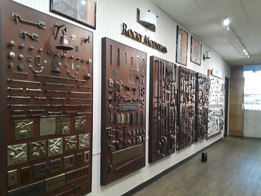 Hardware Store «Huntington Hardware Co», reviews and photos, 340 W Holt Ave, Pomona, CA 91768, USA