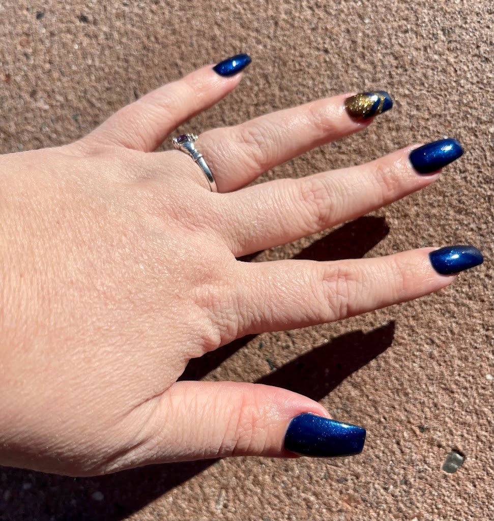 Tourney Nails 91355