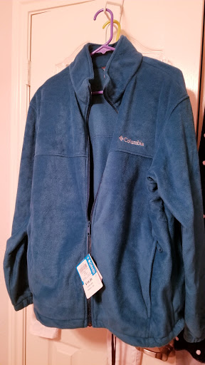 Sportswear Store «Columbia Sportswear Outlet Store», reviews and photos, 2950 I-20 Frontage Rd #1000, Grand Prairie, TX 75052, USA