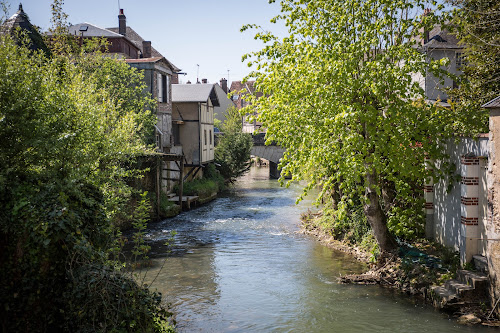 hôtels Hôtel et Restaurant - Le Sauvage Château-Renard