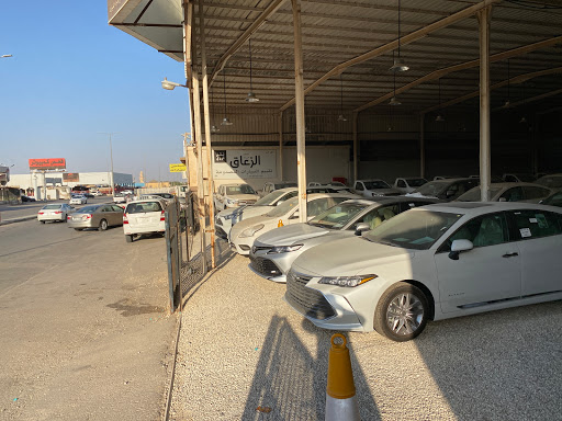 معرض سلطان الزعاق للسيارات 