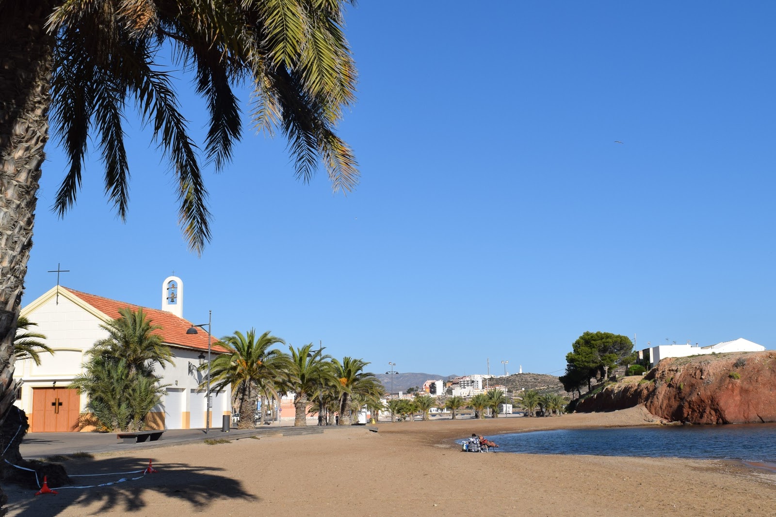 Foto af Playa de la Ermita faciliteter område