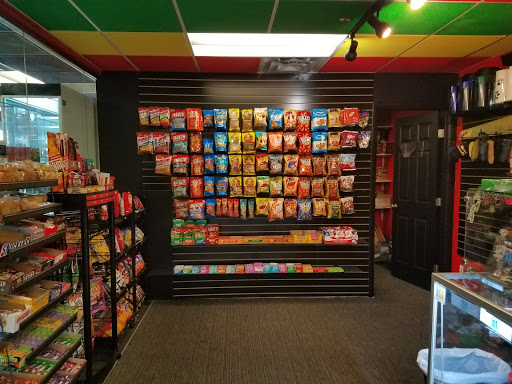 Tobacco Shop «Glass Monkey Smoke Shop», reviews and photos, 7309 E Stetson Dr, Scottsdale, AZ 85251, USA