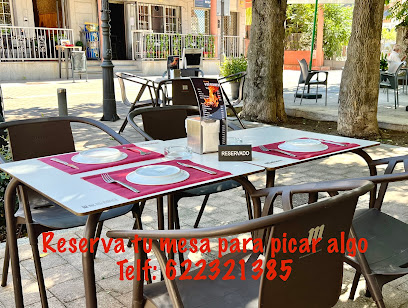POLLOS ASADOS y comida para llevar A MI MANERA - C. Peligros, 3, 28270 Colmenarejo, Madrid, Spain