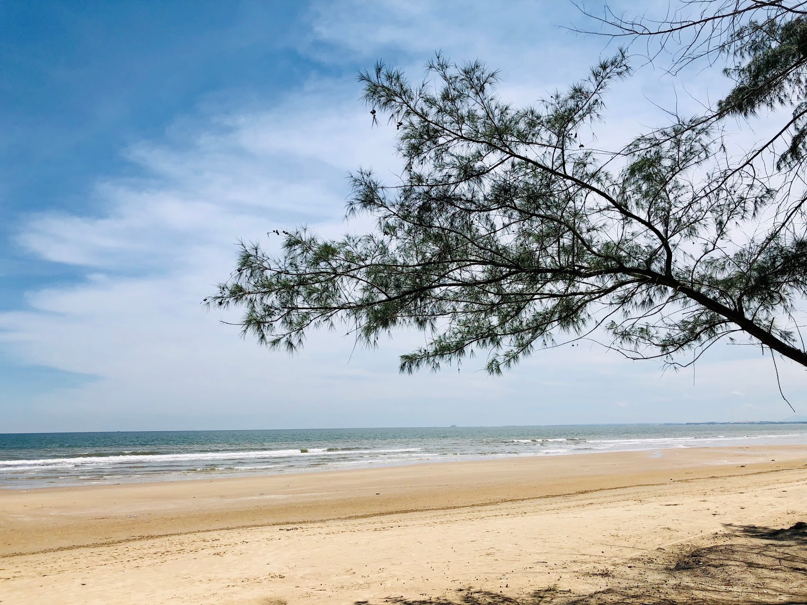 Fotografija Thanh Long Bay z svetel pesek površino