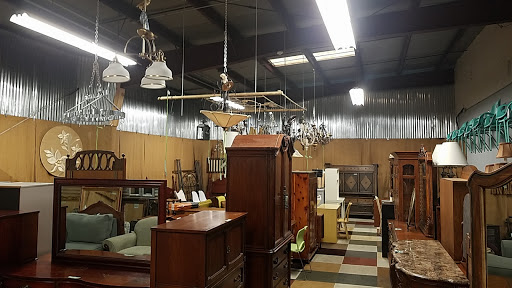 Consignment Shop «Retreat Home & Lifestyle Resale Store», reviews and photos, 1501 US-190, Covington, LA 70433, USA