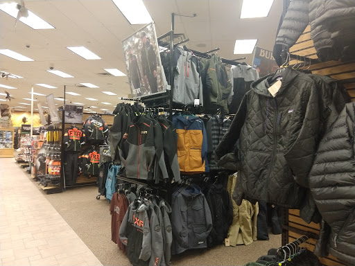 Sporting Goods Store «SCHEELS», reviews and photos, 2800 S Columbia Rd, Grand Forks, ND 58201, USA