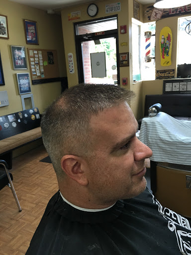 Barber Shop «Downtown Barber Shop», reviews and photos, 16 Main St, Northborough, MA 01532, USA
