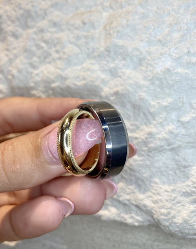 Jewelry Store «Dennis Jewelry», reviews and photos, 14701 San Pedro Ave, San Antonio, TX 78232, USA