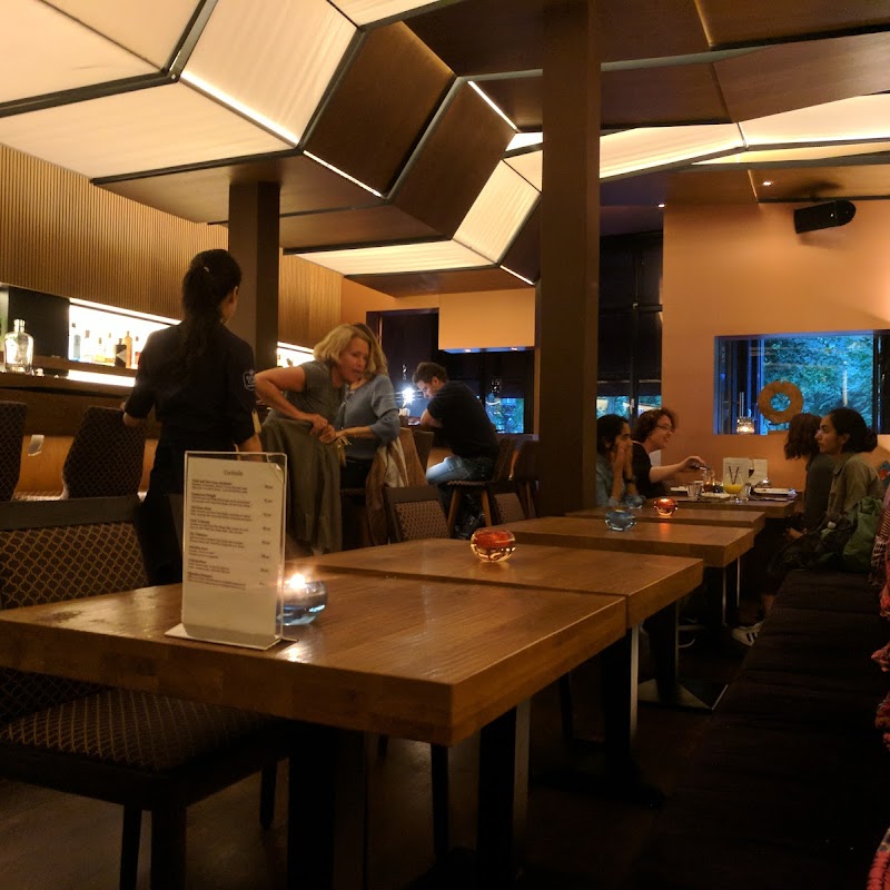 Surya Utrecht | Indiaas & Nepalees restaurant & bar